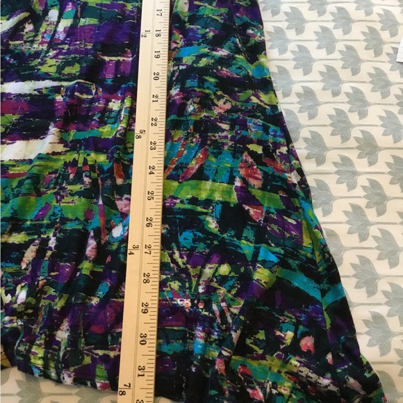 LIFE STYLE 1X tunic top long. 3/4 sleeve. Vibrant colors.stretchy relaxed compfy - Picture 5 of 5